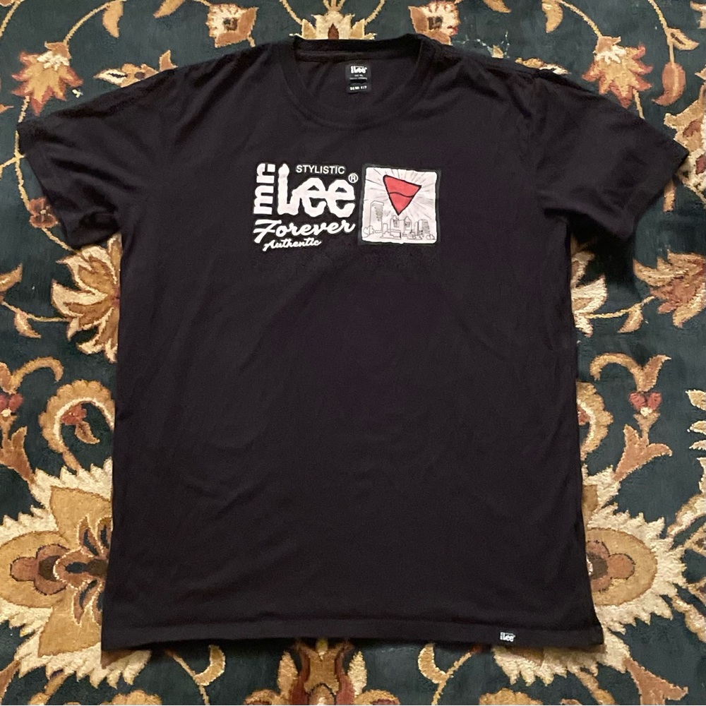 🌞 LEE JEANS MR. LEE STYLISTIC FOREVER GRAPHIC BLACK SHORT SLEEVE T-SHIRT 🌞